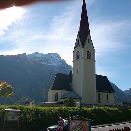 Gasthof Zum Loewen Sankt Jakob im Lesachtal Екстериор снимка