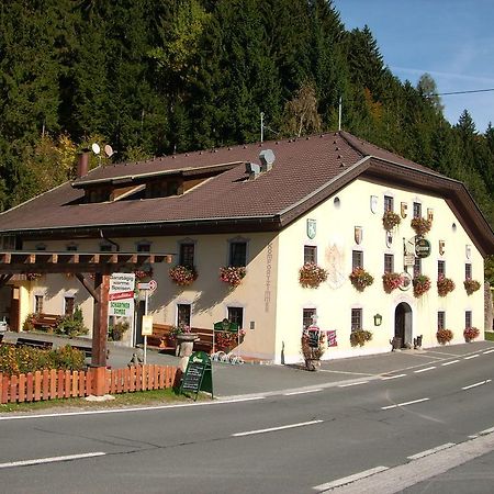 Gasthof Zum Loewen Sankt Jakob im Lesachtal Екстериор снимка